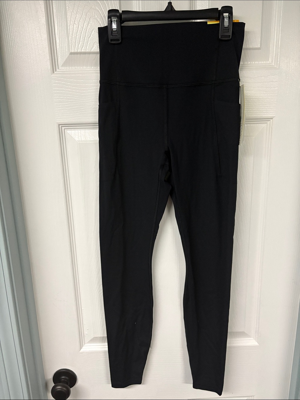 All in Motion NWT Women’s High-Rise Black Leggings, Sculpting Waistband size SM